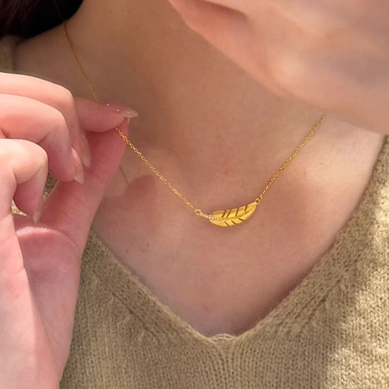 Women's Vintage Feather Rhinestone Pendant Necklace